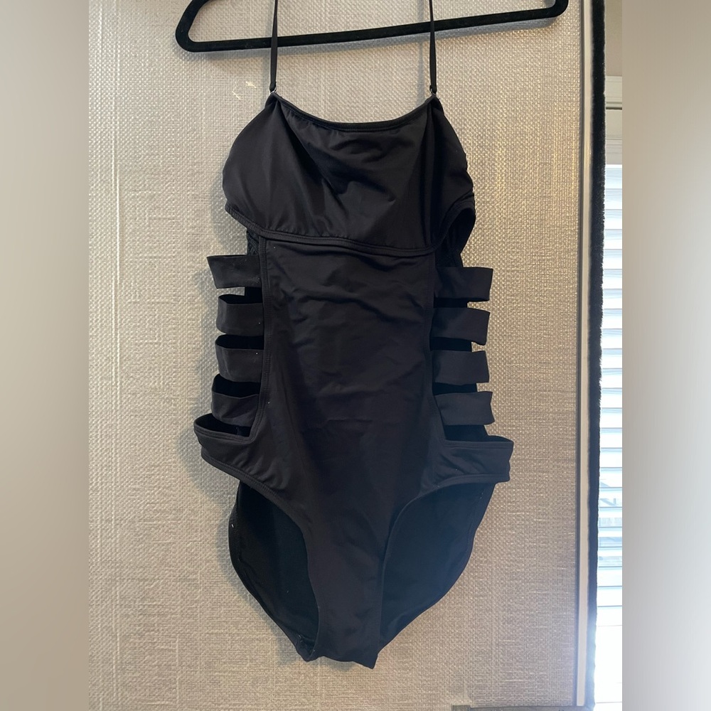 Kenneth Cole black slitted swim suit